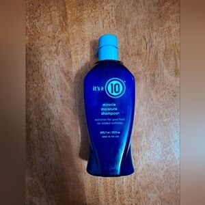 New, Never Opened It's a 10 Miracle Moisture Daily Shampoo